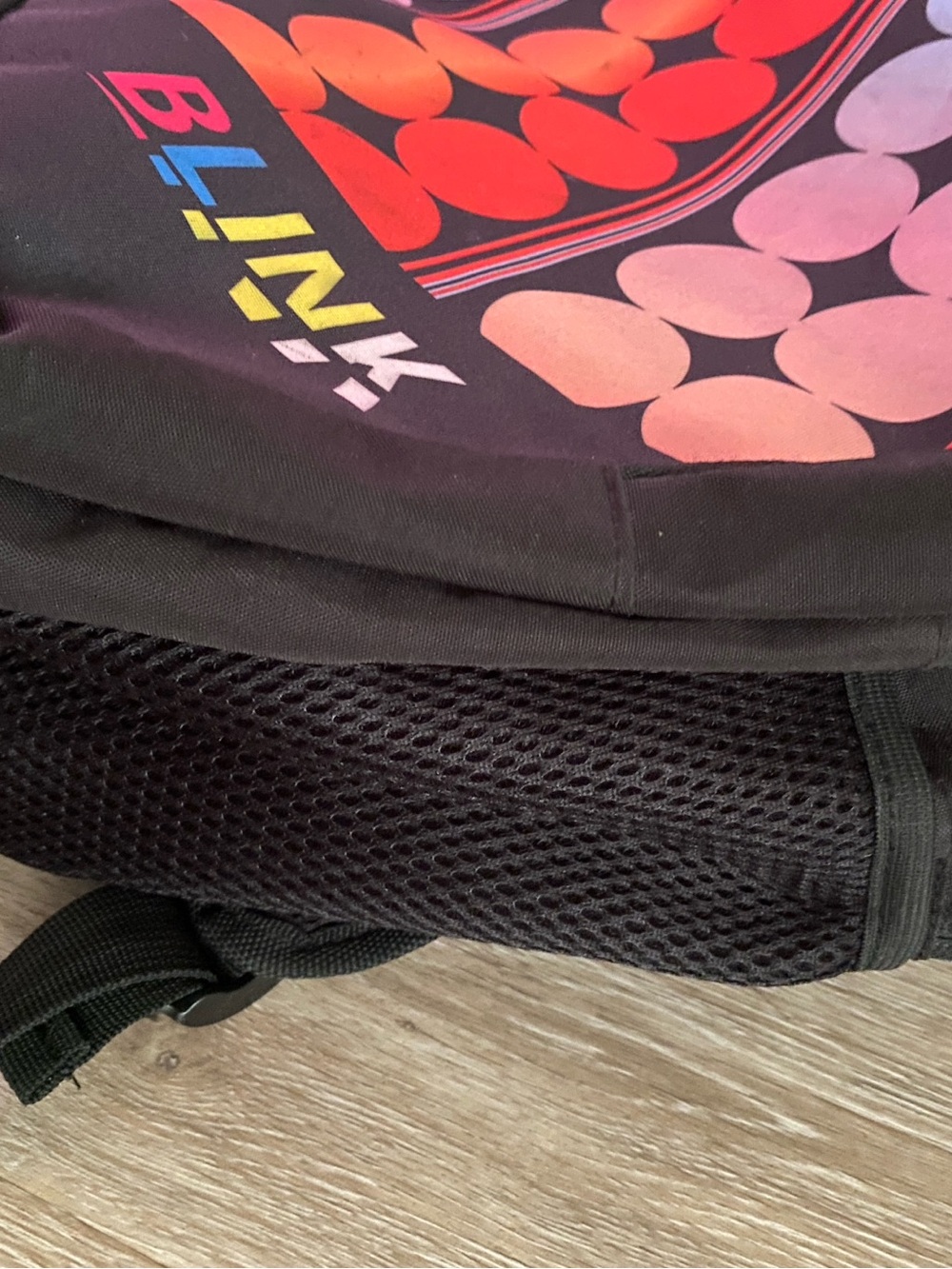 Blink Backpack - Picture 6 of 9